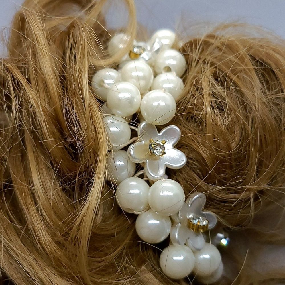Pearl Floral Hair Scrunchie Bridal Wedding Ponytail Holder Bracelet Coquette New